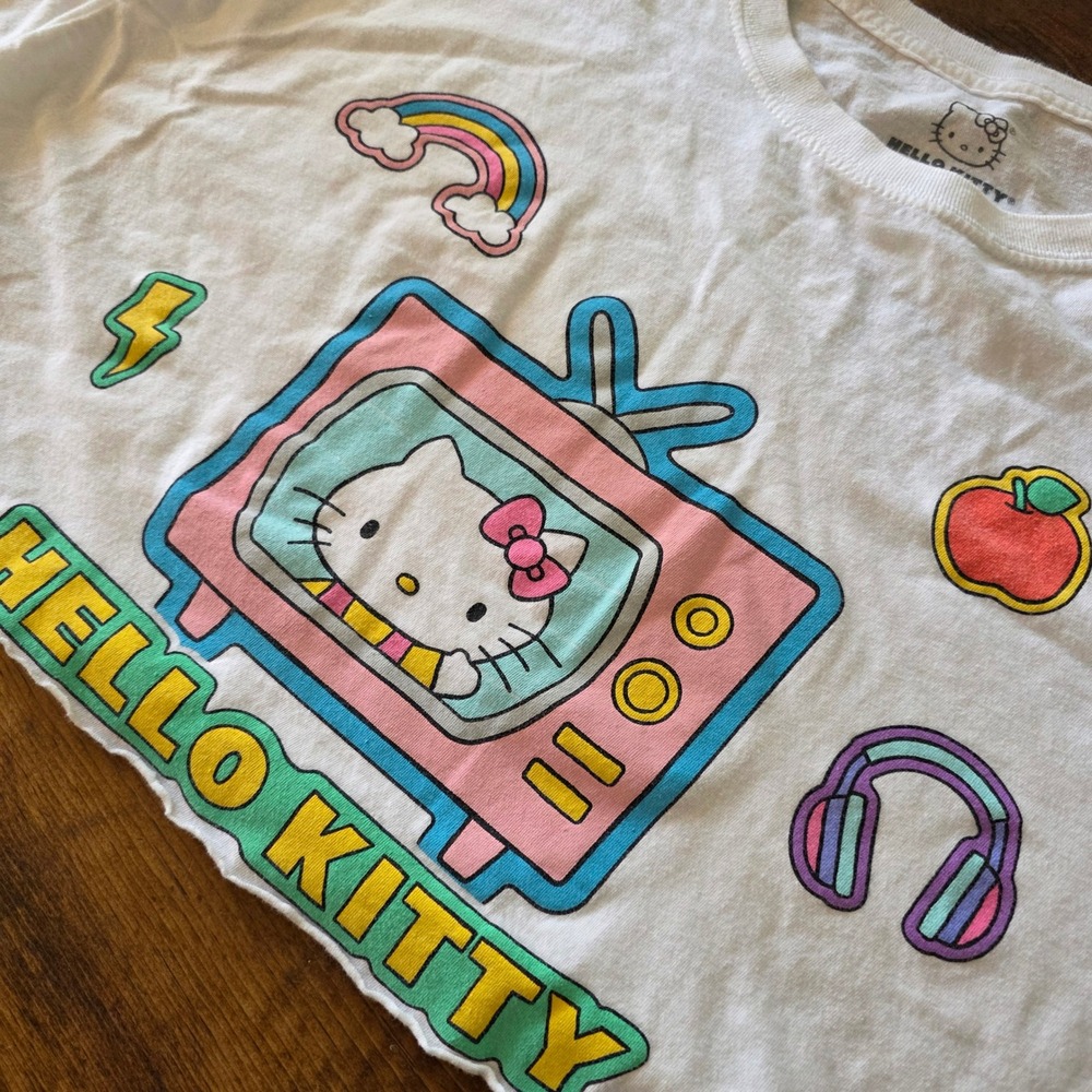 Hello Kitty Crop Top Graphic Tee Sanrio White‎ Short Sleeve XL